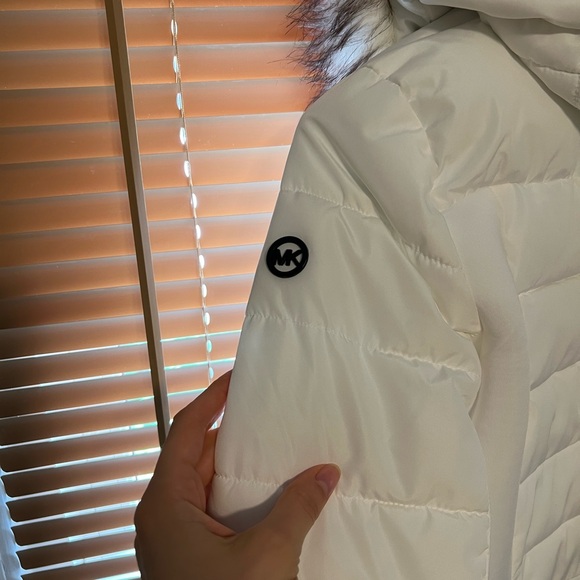Michael Kors size XS puffer white - Picture 5 of 8